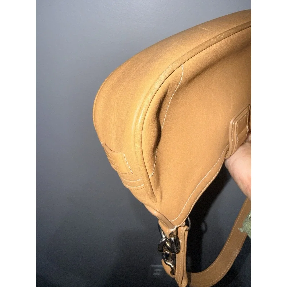 Coach Hamptons Leather Buckle Shoulder Hobo Bag 